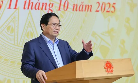 Thủ tướng: Đột phá phát triển nhà ở xã hội phù hợp từng địa phương, đầy đủ hạ tầng và cân đối cung-cầu