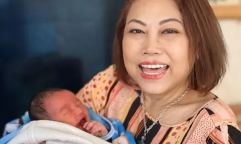 Siu Black hạnh phúc đón thành viên mới ở tuổi U60, khoe ảnh bế "thiên thần nhỏ" trông cực yêu