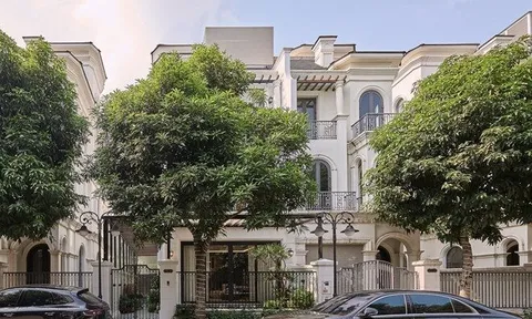 Biệt thự chục tỷ mới xây của Đoàn Văn Hậu và vợ đẹp Doãn Hải My, bên trong càng "xịn sò"