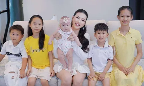 Người đẹp TP.HCM 36 tuổi làm mẹ 7 con nõn nà, ra đường chồng phải dặn "Coi chừng người ta nghĩ em chưa chồng"