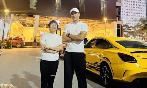 MC Thảo Vân khoe ảnh bên Hot boy Thiếu uý cao 1m85, muốn xin cách giúp con trai Công Lý tăng chiều cao