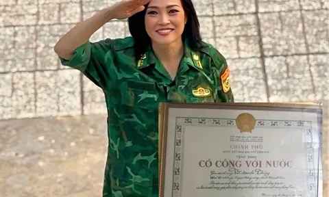 Nữ ca sĩ khoe ông ngoại có công với đất nước, sinh 4 con đặt tên "Bảo - Tồn - Sông - Núi" cực kỳ ý nghĩa