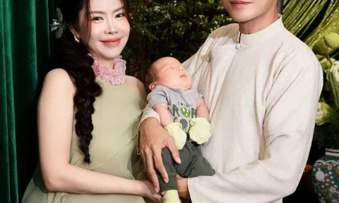 Nữ diễn viên sinh con thứ 2 với đồng nghiệp, làm mâm cúng đầy tháng cho quý tử tuyệt đẹp, hơn nhiều sao Việt