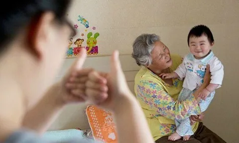 Giúp việc lương 11 triệu/tháng, ăn sáng phở gà đùi, uống sữa nhập khẩu vẫn chê ít dọa bỏ về quê và cái kết