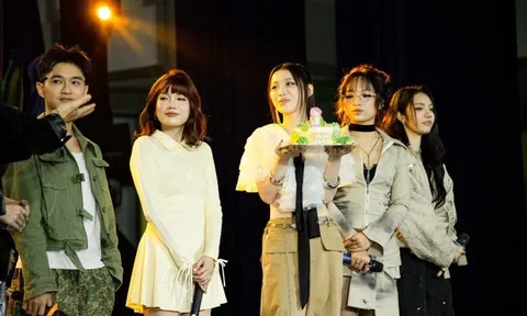 Han Sara tự làm 800 chiếc bánh tặng fan TP HCM và Hà Nội, nhớ lại những ngày "khổ vì chỉ có 1 mình"