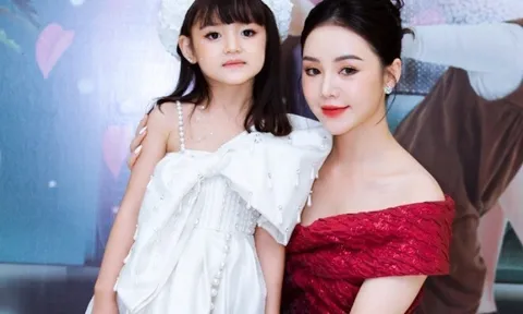 Bé gái Hà Nội kiếm tiền triệu/giờ khiến mẹ ruột thấy biết ơn, 8 tuổi đã ăn cơm đoàn phim nhiều hơn cơm nhà