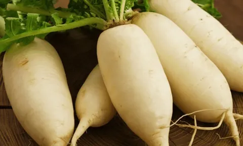Loại củ bán nhiều ở chợ Việt còn tốt hơn thuốc bổ, là "bảo bối" mùa đông trẻ nhỏ và người lớn đều dùng được