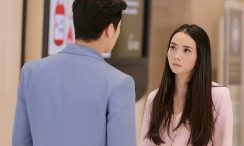 Bỏ vợ cũ cưới vợ mới xinh đẹp, đêm tân hôn thấy thứ trong ví cô ấy, tôi tái mặt