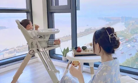 Mâm cơm cữ "rau luộc, thịt luộc" của mẹ Việt gây tranh cãi vì một chi tiết trong bức ảnh, không phải do đạm bạc