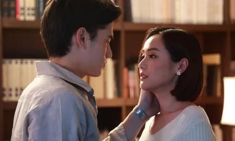 Nửa đêm thấy vợ gọi video với chồng cũ, 2 hôm sau tôi chủ động đến xin lỗi và đưa 50 triệu