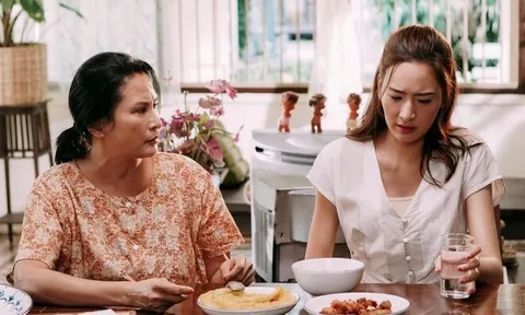 Chồng cũ cưới bạn thân của tôi, mẹ anh mừng rỡ khoe khắp nơi, 2 năm sau gặp tôi khóc nói 8 từ