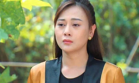 Dàn sao Hương Vị Tình Thân: Phương Oanh sống kín tiếng, "bố Mạnh Trường" làm PGĐ Nhà hát Kịch Việt Nam
