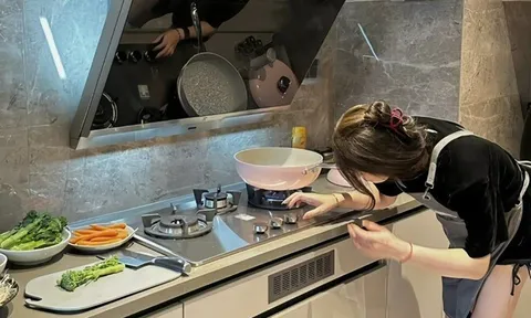 Con trai ngày càng thân thiết giúp việc trẻ đẹp, bố mẹ tá hỏa khi biết nguyên nhân