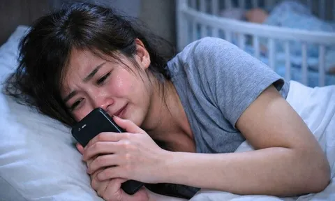 Mới đẻ 1 tháng thì ly hôn, nửa đêm gọi chồng cũ: “Em đau bụng quá”, âm thanh bên đó vọng lại khiến tôi ngất lịm