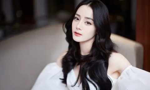 6 thói quen đơn giản giúp mỹ nhân Tân Cương đẹp bền theo năm tháng, làn da không tỳ vết chẳng cần filter