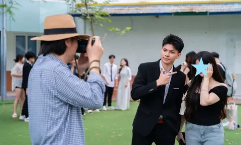 Bé trai răng thưa “Bố ơi mình đi đâu thế” từng chiếm sóng VTV, giờ dậy thì đẹp như tài tử nhận không ra