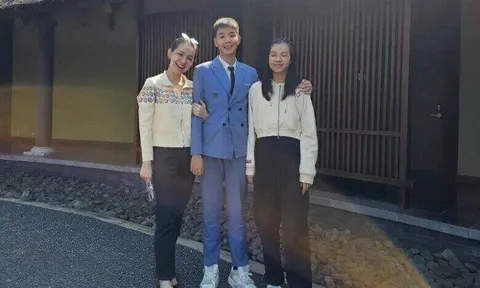 Con gái Hoa hậu Thùy Lâm 13 tuổi cao vượt mặt mẹ, sở hữu đôi đồng điếu cười tươi cực duyên dáng