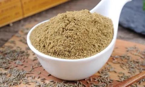 Đầu bếp tiết lộ 3 gia vị giúp thịt nướng thơm lừng, không bị khô, ngon như nhà hàng
