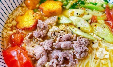 5 món nước cực ngon, vừa dễ làm lại dễ ăn cho cuối tuần nắng nóng không cần nấu cơm