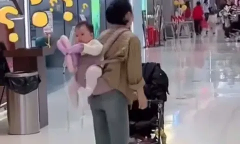 Camera ghi lại cảnh người mẹ hoảng loạn tìm con mất tích giữa TTTM chỉ trong nháy mắt và cái kết bật cười