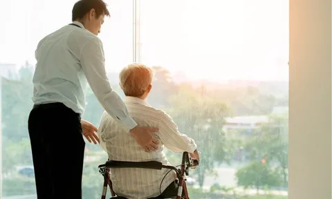Về già, tiền nhiều hay ít tuyệt đối không nhờ con cái giữ hộ, cách này là chắc chắn nhất, sống bình yên tới cuối đời