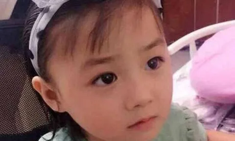 Con gái xinh như hoa, mắt to, da trắng, về ở quê với ông bà được 1 tháng, mẹ về đón mà không tin nổi