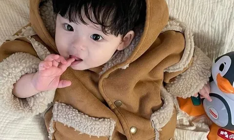 Bố đặt tên cho con là Trương Đại Thù, mẹ cố gắng đổi tên khác rất hay, đứa trẻ giờ lớn thành người trượng nghĩa