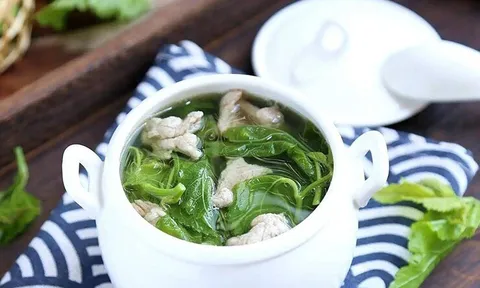 Cây mọc bờ rào tưởng chỉ ăn được quả, không ngờ lá là đặc sản nổi tiếng có hương vị lạ, tốt cho sức khỏe