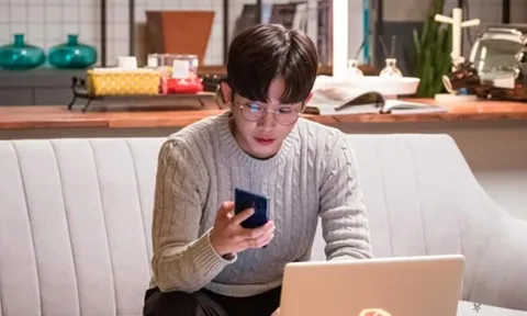 Nửa đêm vợ cũ nhắn tin hỏi vay 2 triệu, hôm sau nhận phong bì cô ấy gửi, tôi xấu hổ ê chề