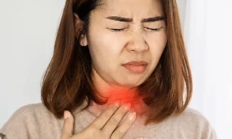 Viêm họng do virus và vi khuẩn khác nhau thế nào?