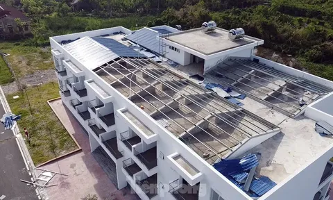 Hải Phòng: Bão “lột sạch” mái tôn nhiều hạng mục của trường hơn 340 tỷ đồng vừa mới xây