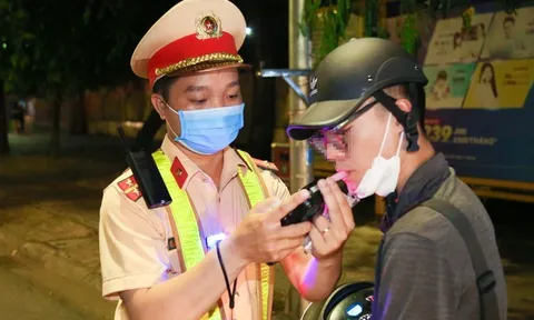 Quy định mới về nồng độ cồn từ ngày 1/1/2025, lái xe chớ dại bỏ qua