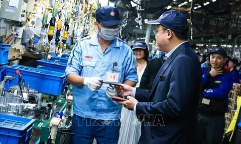 Ngày đầu Xuân mới, 95% công nhân Thủ đô trở lại làm việc với tâm thế phấn khởi