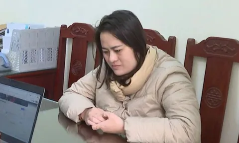 Chiếm đoạt 1 tỷ đồng khi trục vong, giải hạn online