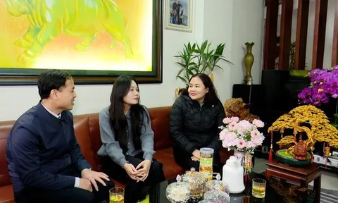 Nữ cử nhân xung phong nhập ngũ: Mẹ rất ngạc nhiên nhưng đã bị thuyết phục