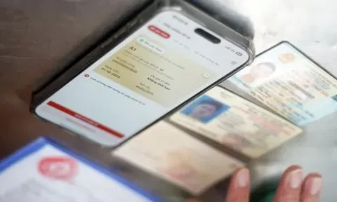 Giả mạo cán bộ công an yêu cầu "tích hợp điểm giấy phép lái xe" để lừa đảo