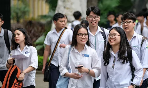 Thông tin mới nhất về thi tuyển sinh lớp 10 ở Hà Nội, dự kiến về môn Toán và Ngữ văn