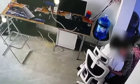 Camera lắp tại nhà tố chồng "không 1 xu dính túi" ngoại tình với nhân viên suốt 5 tháng, vợ làm 1 điều khiến ai cũng xuýt xoa