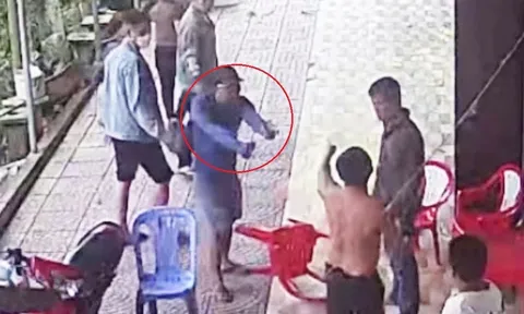 Quảng Ngãi: Đang làm rõ thông tin "giang hồ cầm súng vào nhà dân"