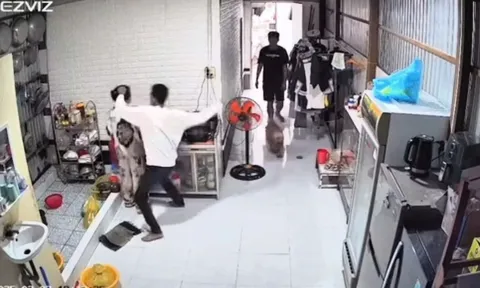 Vụ clip vợ bị chồng đánh gục khi đang nấu ăn: Cả hai đều không yêu cầu xử lý?