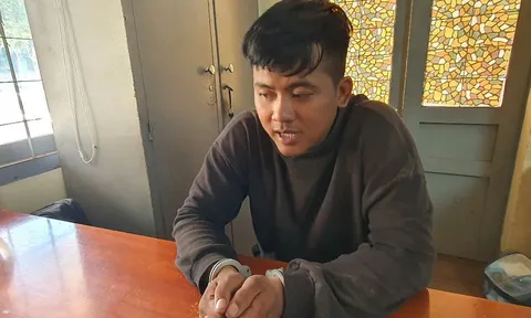 Cô gái gục xuống sau 13 nhát dao vì nói với người yêu: "Ông chết tôi để tang 3 năm"