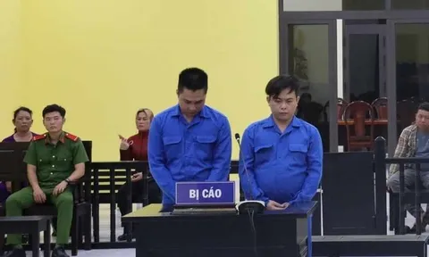 Án tù cho 2 kẻ liên tục cướp tài sản, hiếp dâm trên thuyền