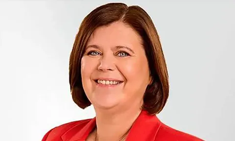 Nữ Bộ trưởng Giáo dục Iceland từ chức vì có con với thiếu niên 15 tuổi: Phơi bày sự thật đáng xấu hổ sau 3 thập kỷ giấu kín