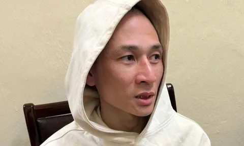 Cảnh sát khống chế kẻ trốn truy nã như phim hành động: Nổ súng, phá cửa xông vào nhà, bắt gọn