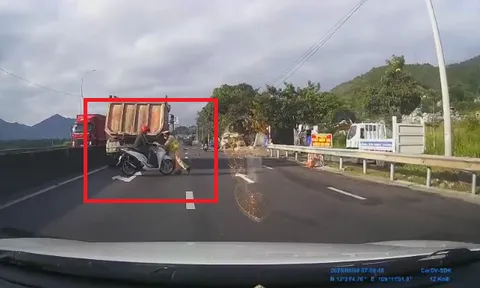 Clip: Cận cảnh cú lạng lách đầy thách thức của người đi SH "thông chốt" cảnh sát giao thông