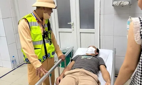 Một quyết định kịp thời của cảnh sát giao thông khiến tất cả đều nức lòng