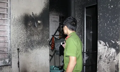 Hiện trường ám ảnh cha và con gái tử vong trong căn nhà khóa trái cửa: Hé lộ quá khứ cha từng nhốt con trong căn phòng vài mét, cách ly với bên ngoài