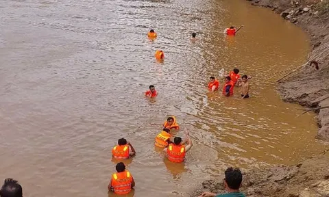 Chị 8 tuổi nhảy xuống sông cứu em 5 tuổi đuối nước, cả hai cùng tử vong thương tâm