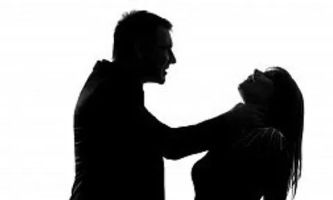 Gã đàn ông bóp cổ con gái 16 tuổi chết rồi uống thuốc trừ sâu tự tử: Lý do gây phẫn nộ