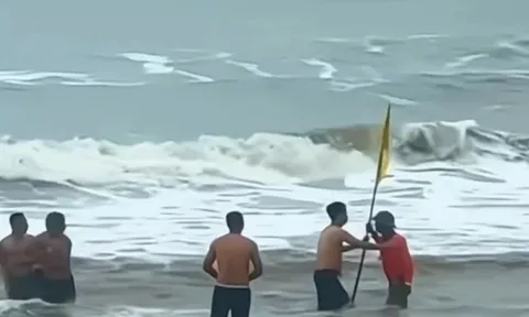 Nguyên nhân dẫn đến xô xát giữa nhân viên bảo vệ bãi biển Cửa Lò và du khách đến tắm